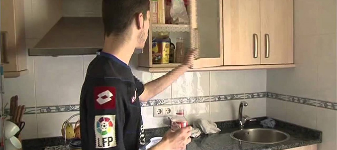 Mikel ya puede mover los dedos